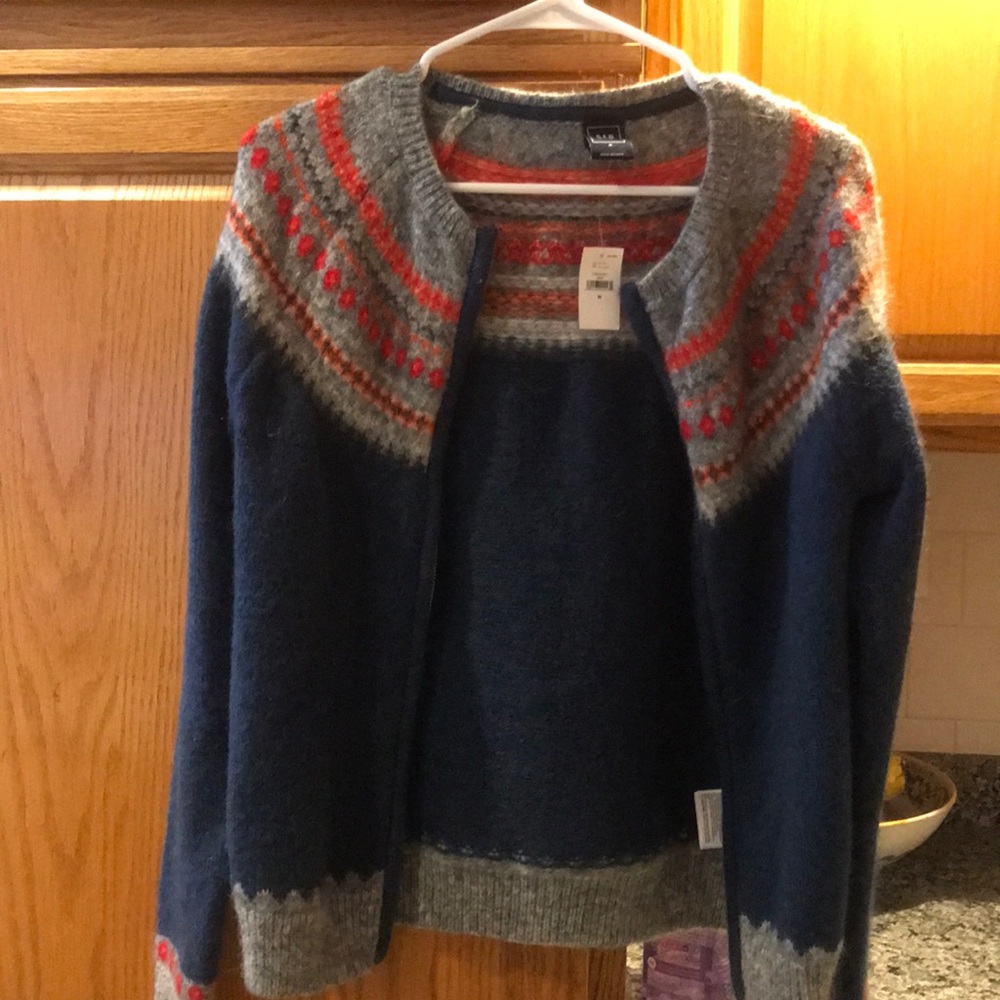Gap zip up sweater